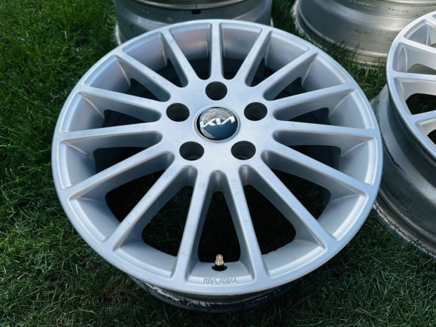 16" 5x114,3 7J ET45 Borbet Kia, Hyundai, Toyota, Mazda alufelni elad