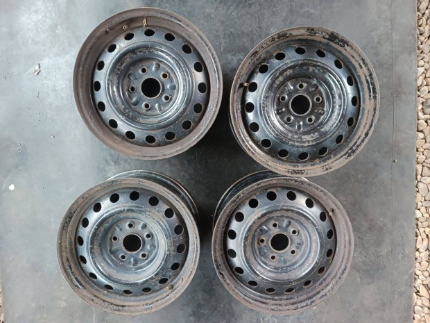 16" 5x114,3 Gyári Toyota/Suzuki/ lemezfelni eladó!