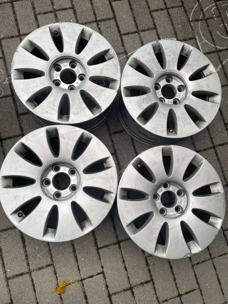 16" Audi felni