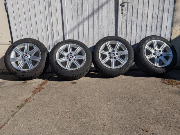 16" BMW alufelni téligumival