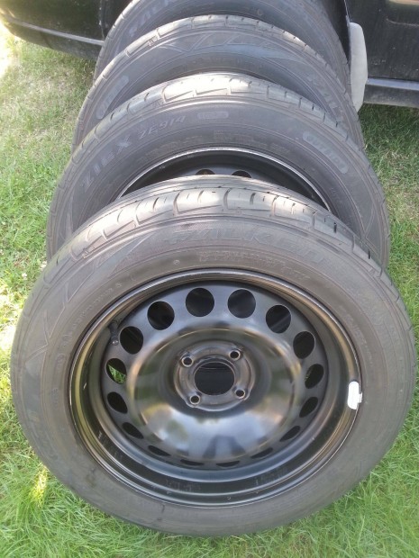 16" Citroen/Peugeot lemezfelni nyri gumival