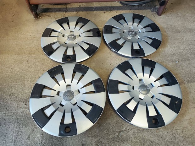 16" Gyri Audi Dsztrcsa 90Garage