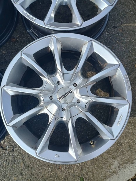 16" Momo alufelni