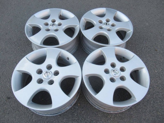 16" Nissan alufelni 5x114.3 felni Primera Altima gyári kerék