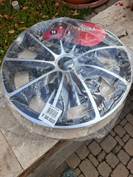 16" j dsztrcsa