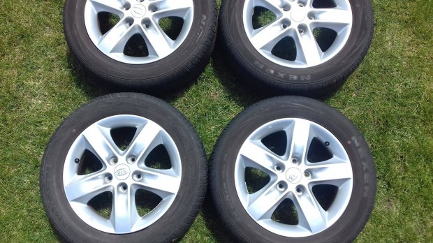 16 " 5x114,3 gyári Kia alufelni nyári gumi Hyundai Mazda Suzuki stb