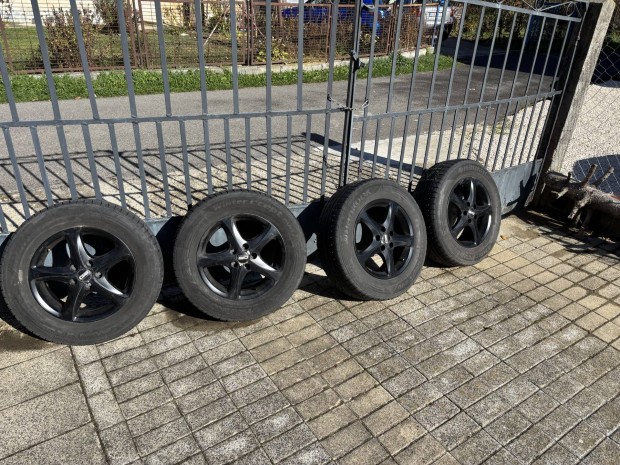 16"  CMS Alufelni téligumikkal.