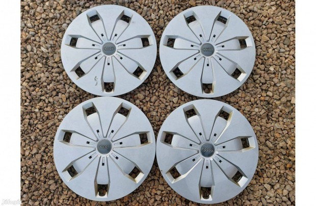 16" gyári Audi A3 dísztárcsa garnitúra