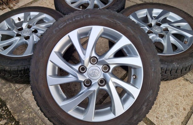 16" gyri Toyota Auris Verso alufelni szenzorok tligumikkal felni 16