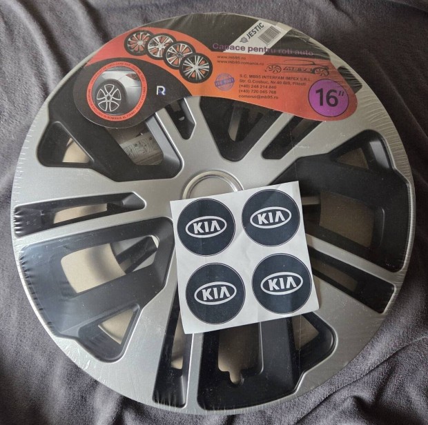 16" m�anyag d�szt�rcsa, kia matric�kkal