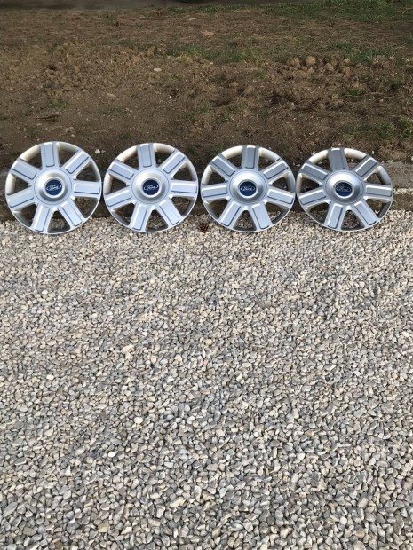 16"-os Ford dísztárcsa (4 db)
