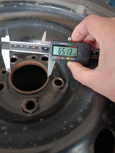 16"-os Peugeot 308 Lemezfelni eladó