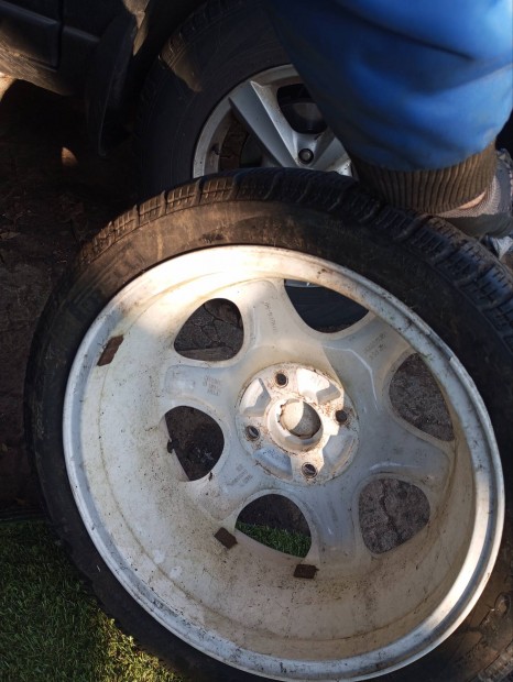 16 col 4x114,3  60,1mm agy.