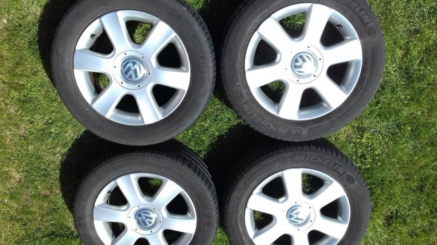 16 col 5x112 gyári Vw alufelni nyári gumikkal