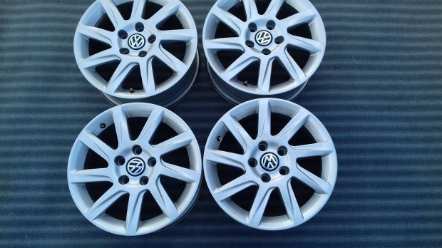 16 col 5x112 gyári alufelni Vw Seat Skoda Audi
