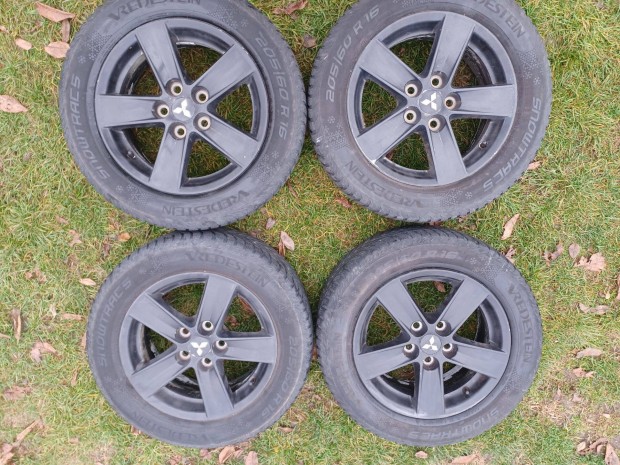 16 col 5x114,3 Mitsubishi alufelni tli gumi Kia Hyundai Mazda Toyota