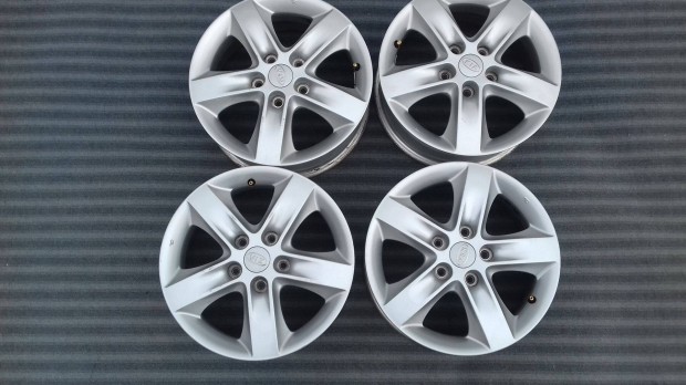 16 col 5x114,3 gyári Kia alufelni / Hyundai Mazda Suzuki Honda stb