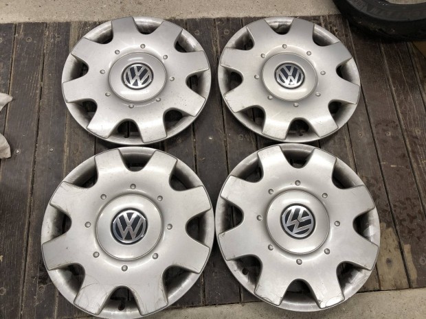 16 col VW gyri dsztrcsa 16 colos golf 