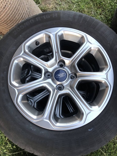 16 colos Ford B-max alufelni nyári gumi 16 colos 4x108