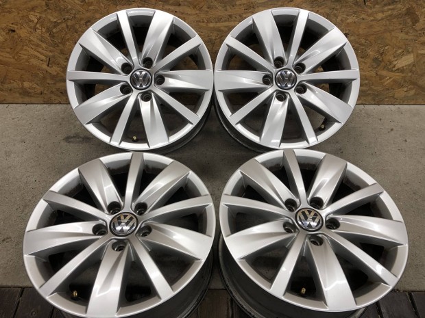 16 colos VW Passat gyri alufelni 16 col 5x112