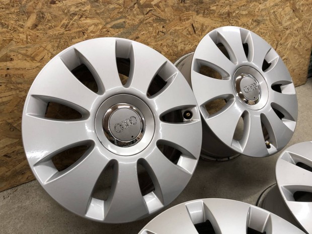 16 colos gyri Audi A3?alufelni 16 col 5x112