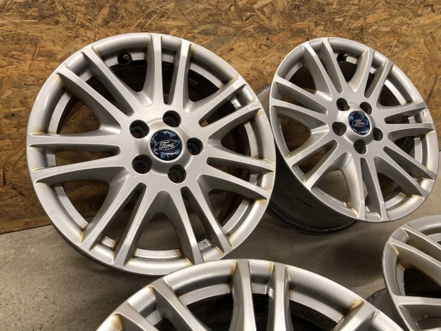 16 colos gyri Ford alufelni Focus, Mondeo, C-Max 16 col 5x108