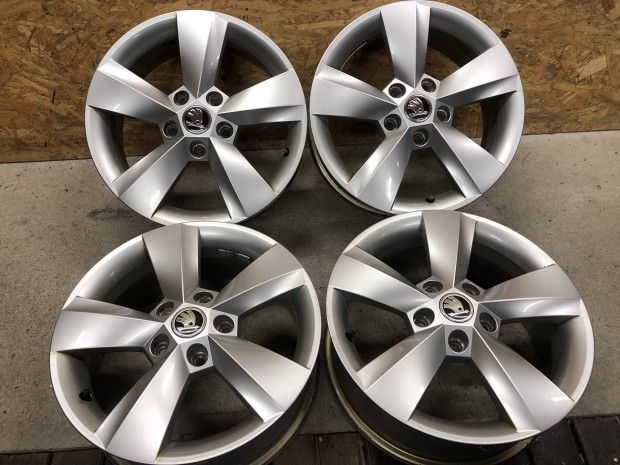 16 colos gyri Skoda alufelni 5x112 Karoq 16 col 5x112