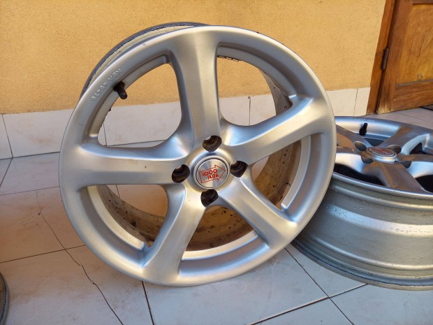 16-os 1000 Miglia alufelni garnitúra