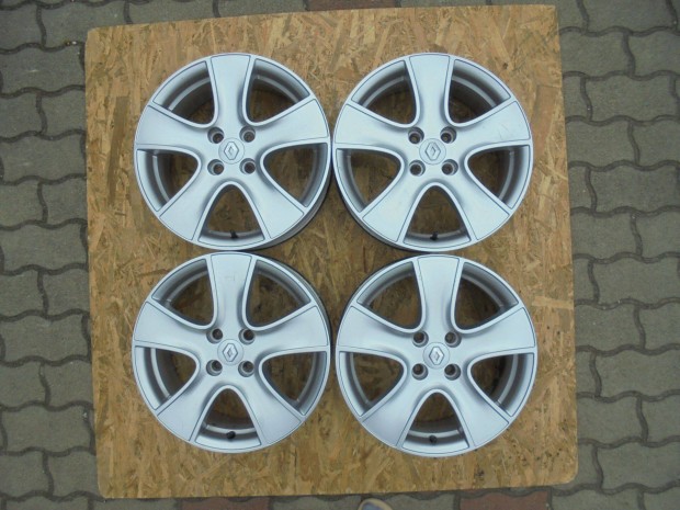 16-os 4 x 100-as Renault alufelni eladó