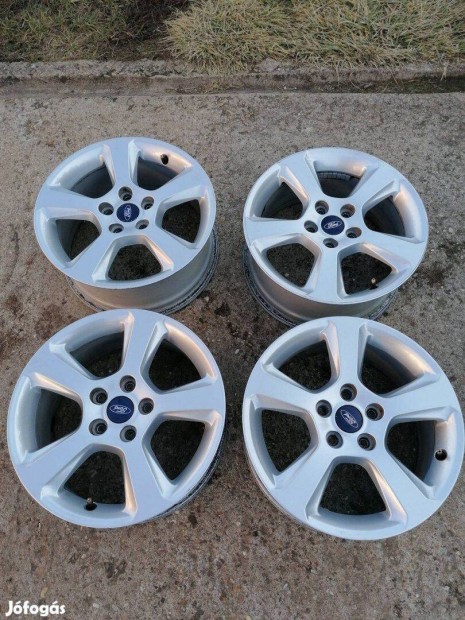 16-os Ford Gyri alufelni