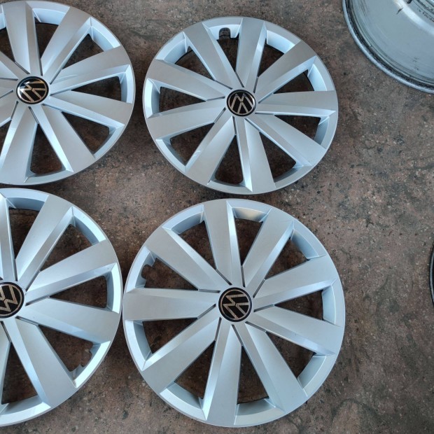 16-os Gyári Volkswagen dísztárcsa 25000ft a 4db/8/