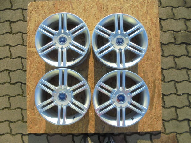16-os �jszer� Fiat alufelni elad�