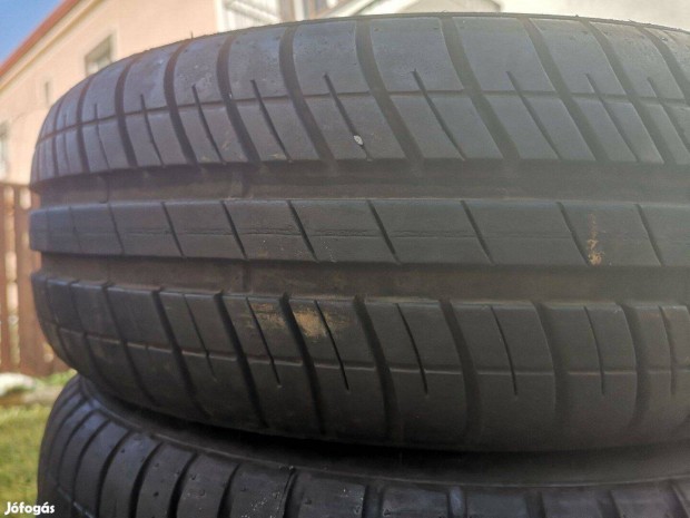 175/65R14 újszerű Goodyear nyárigumi eladó