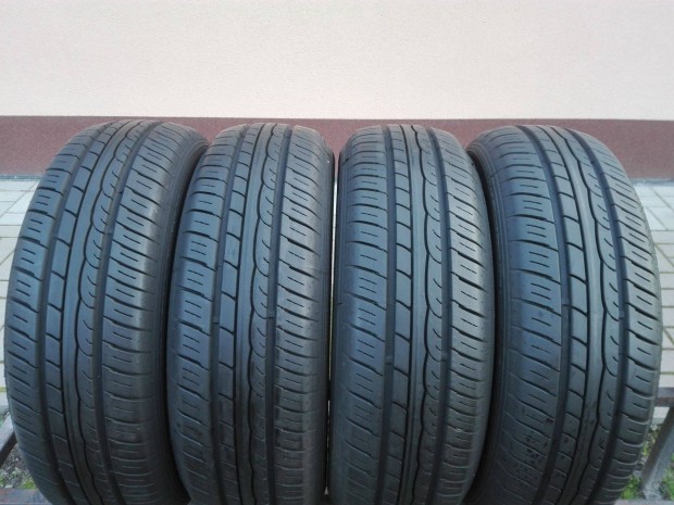 175/65R15 Dunlop nyri gumi garnitra 175/65 r15