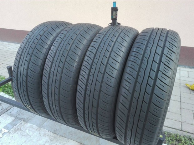 175/65R15 Dunlop nyári gumi garnitúra 175/65 r15