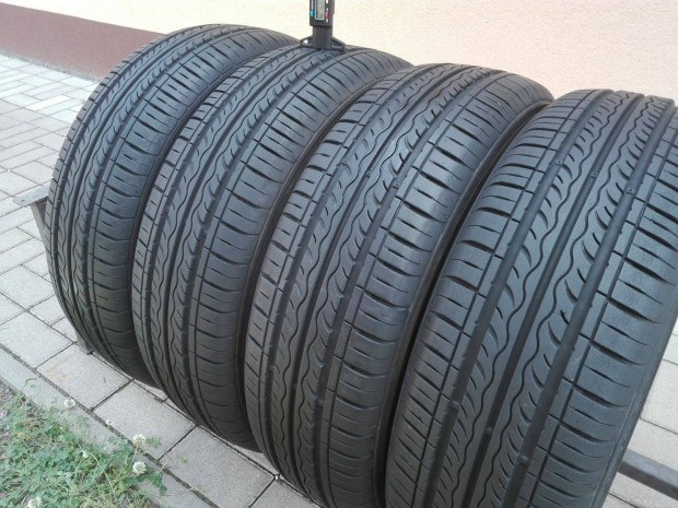 175/65R15 Kumho nyári gumi garnitúra 175/65 r15