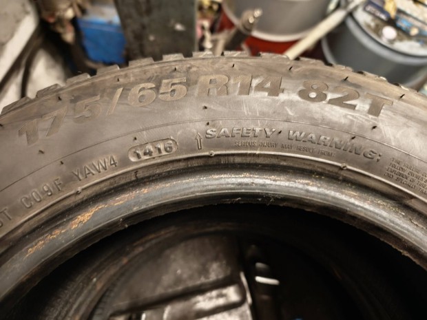 175/65-14 Kumho hasznlt 7mm tligumi pr 