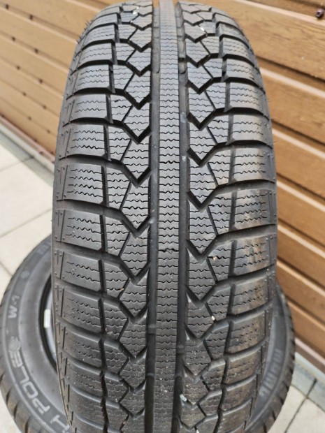 175 65 15 momo 175/65 R 15 tli gumi garnitura 2023.24.ht