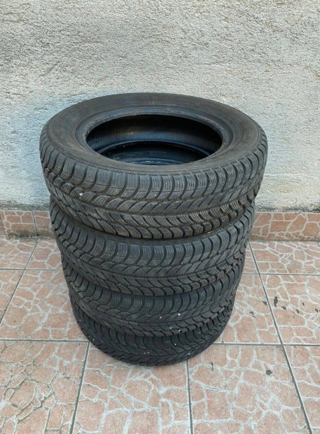 175/65 R14 Debica Frigo használt téligumi szett