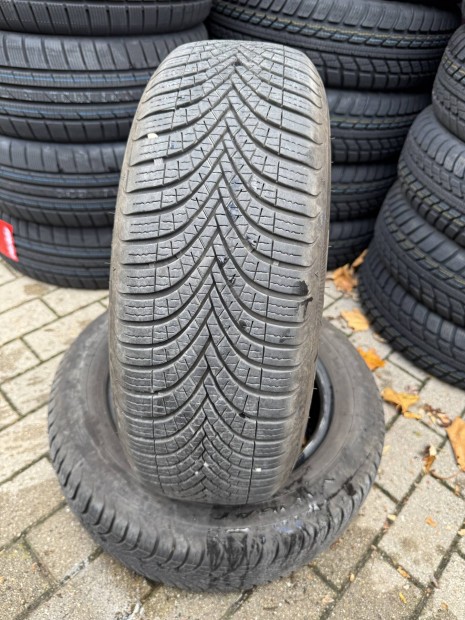 175/65 R14 Debica használt négyévszakos gumi.
