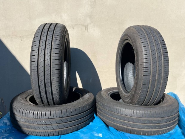 175/65 R14 Goodyear Efficient Nyári Gumi 4DB Mint az Új