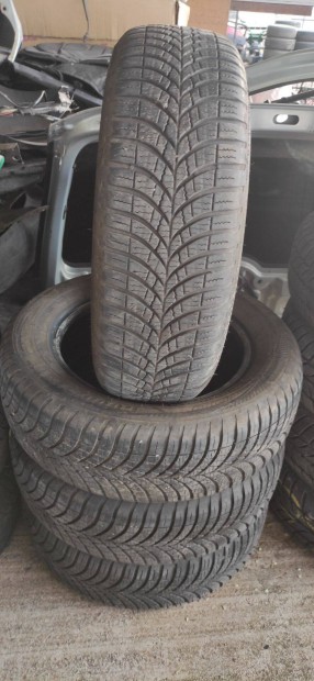 175/65 R14 Ngyvszakos Gumi Goodyear DOT:0321 A Profilmlysgek A Kp