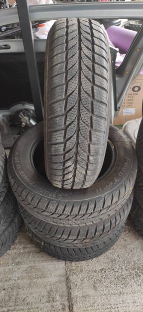 175/65 R14 Ngyvszakos Gumi Viking DOT:0822 A Profilmlysgek A Kpek