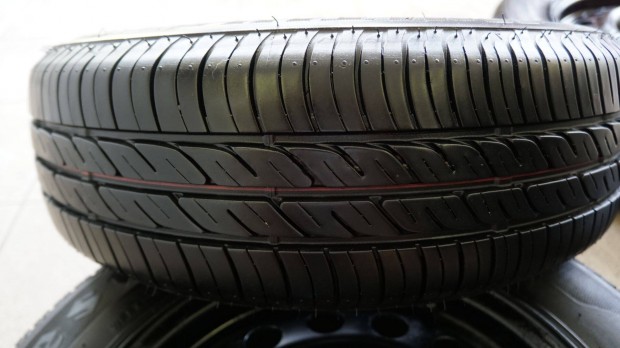 175/65 R14 Renault Clio, Renault Thalia nyri gumik felnin