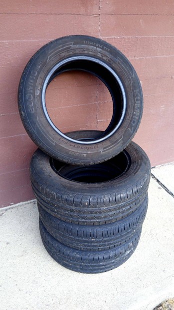 175/65 ny�ri gumi gumiabroncs 4 db