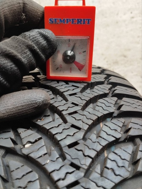 175/65 r14 Tli gumi Kumho Nmetorszgbl 8 mm-es.