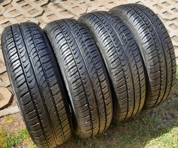 175/80 R14 Semperit Nyári gumik
