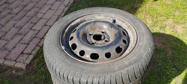 175x65x14 Opel c Corsa lemezfelni ny�ri gumival elad�.