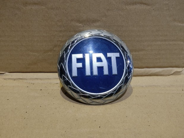 176548 Fiat Grande Punto, Stilo, Croma kék színű első embléma 98 mm