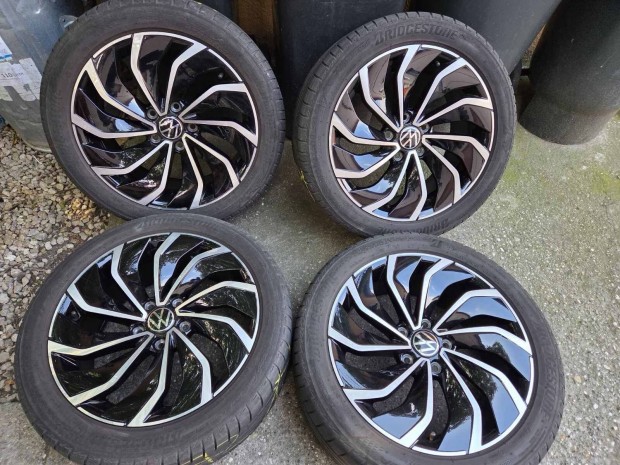 17 17" 5x112 Golf 8 VIII Audi Skoda Seat alufelni felni